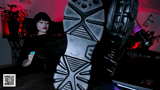  Goddess Misha  online show from 02-06-26, 09:51