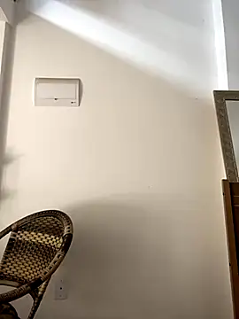 Snapshot of Pinkhotbaby chatting on 09-25-25, 04:43 Pinkhotbaby online show from 09-25-25, 04:43