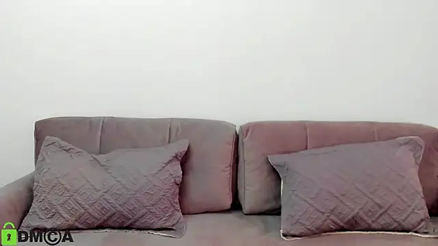 Snapshot of ailey_chao chatting on 03-18-25, 03:20 ailey chao online show from 03-18-25, 03:20