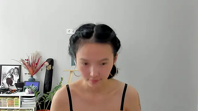 ailey chao online show from 04-06-26, 05:19