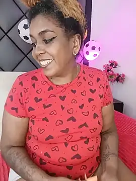 Snapshot of ELLA_KELLY chatting on 06-20-26, 11:46 ELLA KELLY online show from 06-20-26, 11:46