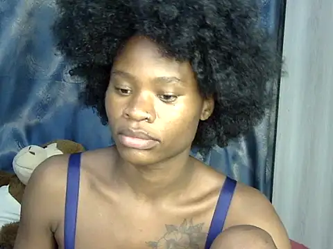 Snapshot of sweetblackbeauty001 chatting on 06-17-26, 08:21 sweetblackbeauty001 online show from 06-17-26, 08:21