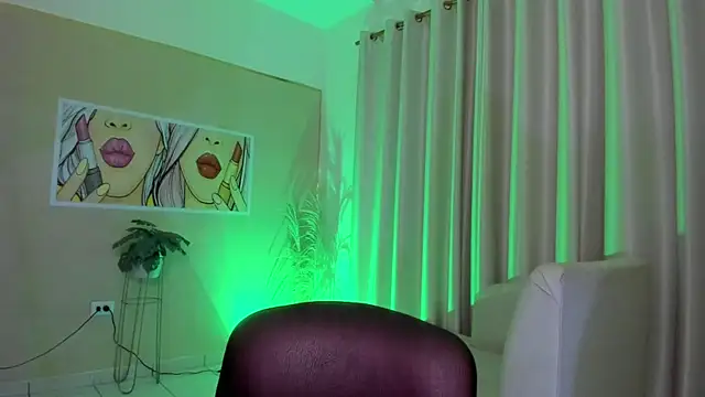 Snapshot of StarMilf chatting on 09-19-25, 12:17 StarMilf online show from 09-19-25, 12:17