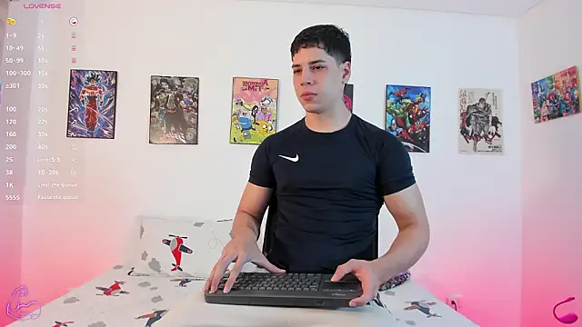 jonathanjoestar  online show from 03-04-26, 08:48