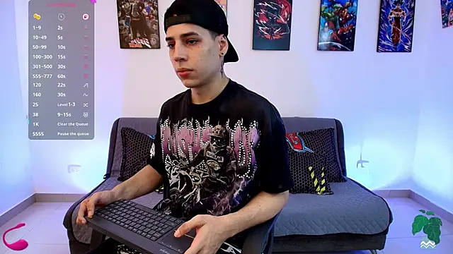 jonathanjoestar  online show from 06-29-26, 08:20