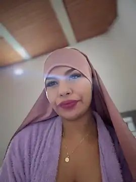 lalilamassu1 online show from 11-14-25, 12:42