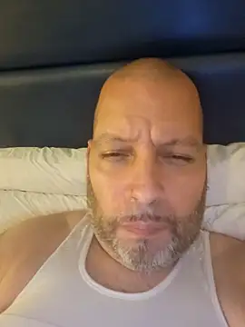 Just2much online show from 04-30-26, 08:57