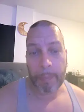 Snapshot of Just2much chatting on 05-18-26, 01:28 Just2much online show from 05-18-26, 01:28