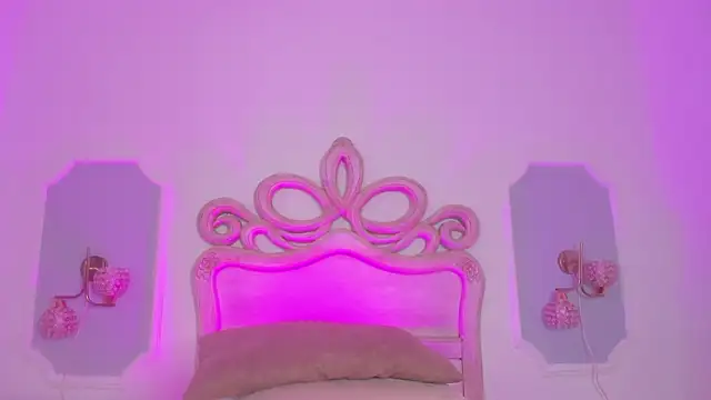 Sara  Williams online show from 01-14-26, 03:56