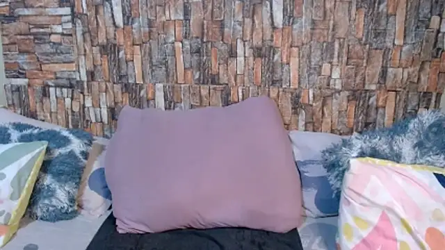 Foxy African online show from 03-16-26, 05:44