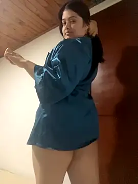 Snapshot of Stephania_18 chatting on 09-18-25, 10:12 Stephania 18 online show from 09-18-25, 10:12