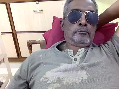 Lookin4Kinky Partner online show from 01-08-26, 01:46