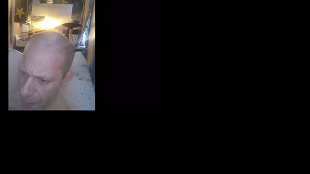 Snapshot of ditchwater chatting on 02-19-25, 12:44 ditchwater online show from 02-19-25, 12:44