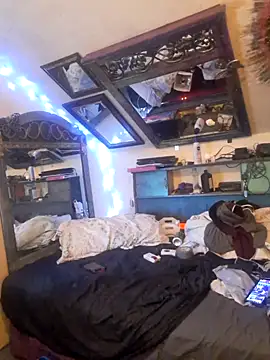 Snapshot of ditchwater chatting on 02-23-25, 06:01 ditchwater online show from 02-23-25, 06:01