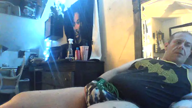 Snapshot of ditchwater chatting on 03-20-25, 07:14 ditchwater online show from 03-20-25, 07:14