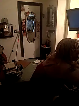 Snapshot of ditchwater chatting on 12-02-25, 07:42 ditchwater online show from 12-02-25, 07:42