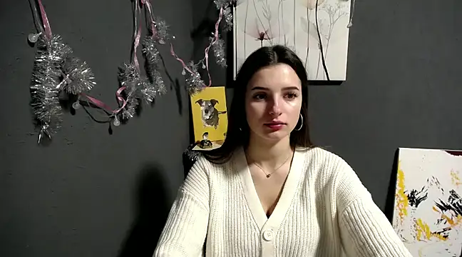 lady olivia  online show from 12-17-24, 01:49