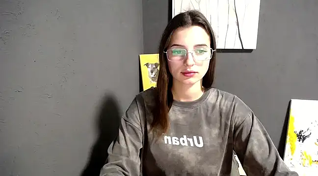 lady olivia  online show from 02-17-25, 04:48