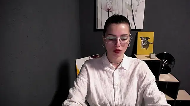 lady olivia  online show from 03-18-26, 01:58