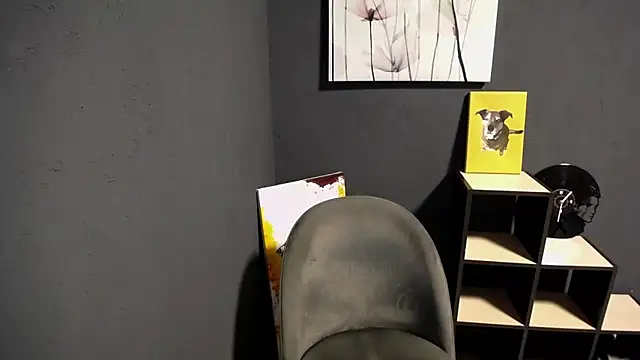 lady olivia  online show from 04-09-26, 04:12