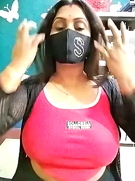 Snapshot of Riya_Sexy_Baby chatting on 12-14-24, 05:03 Riya Sexy Baby online show from 12-14-24, 05:03