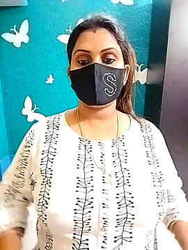 Snapshot of Riya_Sexy_Baby chatting on 03-06-25, 02:29 Riya Sexy Baby online show from 03-06-25, 02:29