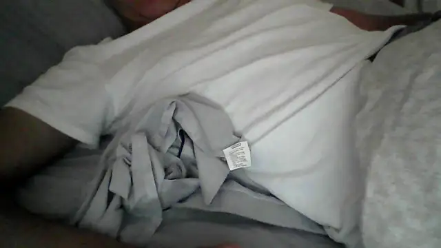 Snapshot of Estebitan_vm chatting on 09-19-25, 02:18 Estebitan vm online show from 09-19-25, 02:18