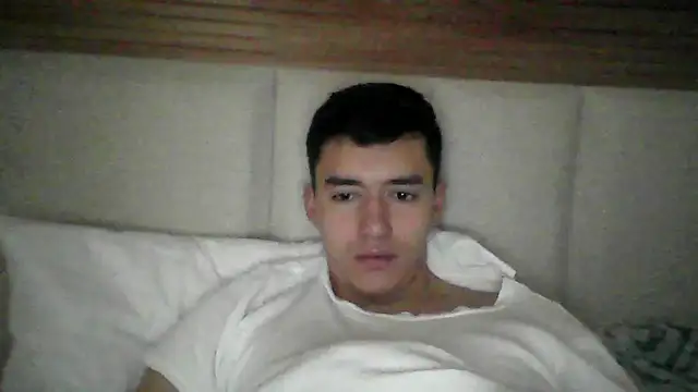 Snapshot of Estebitan_vm chatting on 10-03-25, 02:47 Estebitan vm online show from 10-03-25, 02:47