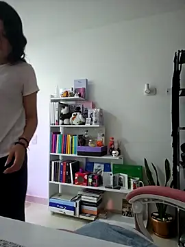 azumiichan online show from 03-21-25, 04:06