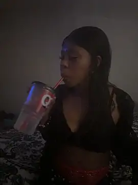 Snapshot of CamGirlLeanna chatting on 02-06-25, 02:11 CamGirlLeanna online show from 02-06-25, 02:11