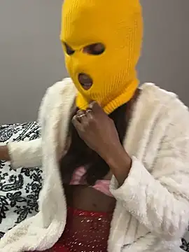 Snapshot of CamGirlLeanna chatting on 02-07-25, 11:34 CamGirlLeanna online show from 02-07-25, 11:34