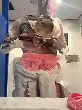 Snapshot of CamGirlLeanna chatting on 02-13-25, 01:19 CamGirlLeanna online show from 02-13-25, 01:19