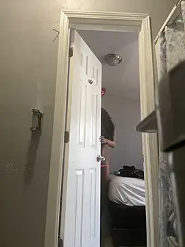 Snapshot of CamGirlLeanna chatting on 03-06-25, 03:24 CamGirlLeanna online show from 03-06-25, 03:24