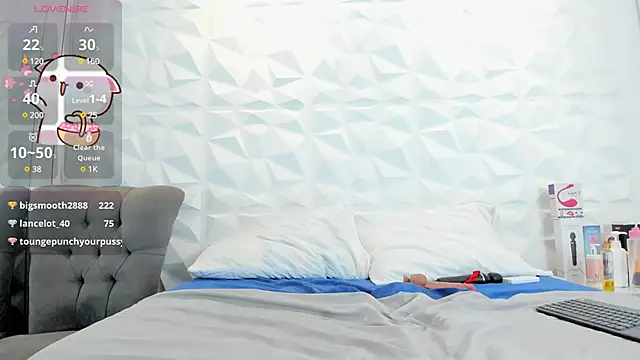 nahomi sex1 online show from 03-21-25, 03:35