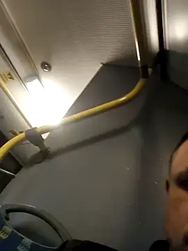 Snapshot of Kedarr97 chatting on 04-08-26, 07:25 Kedarr97 online show from 04-08-26, 07:25