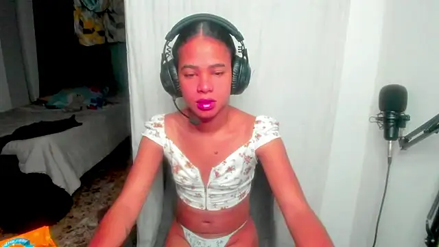 meghanSusexx online show from 02-13-26, 07:43