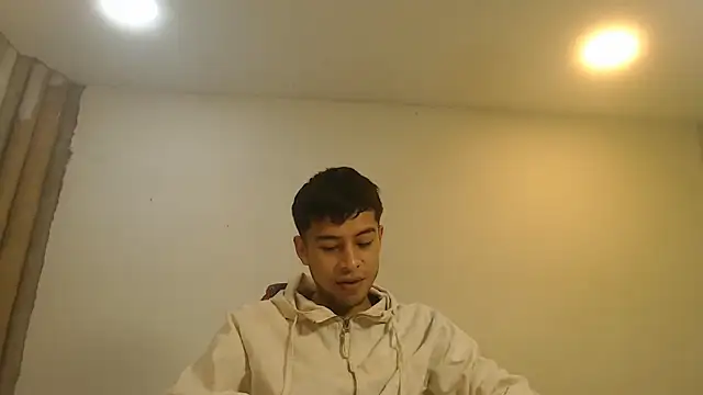 Snapshot of danielitopapuu chatting on 06-05-26, 01:28 danielitopapuu online show from 06-05-26, 01:28