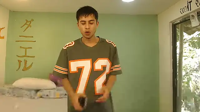 danielitopapuu online show from 07-16-26, 03:29