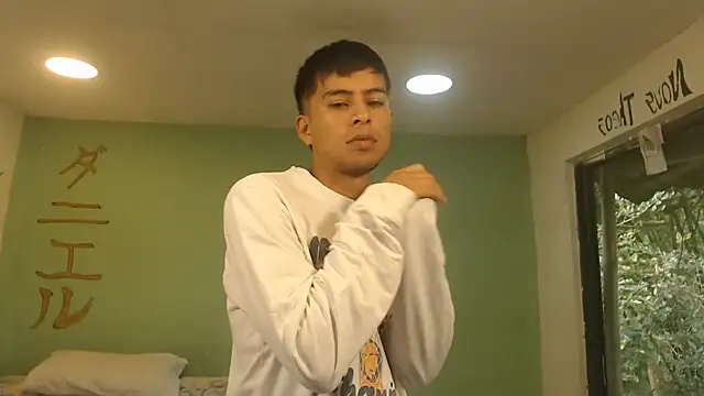 danielitopapuu online show from 07-23-26, 02:04