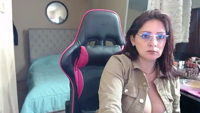 Carol Scottt online show from 03-06-26, 11:01