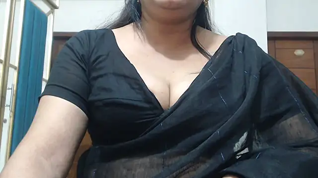 Snapshot of desi-maisa130 chatting on 05-15-26, 05:20 desi-maisa130 online show from 05-15-26, 05:20