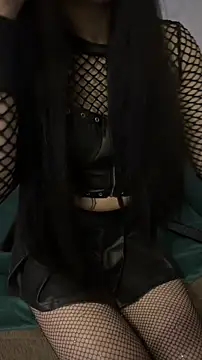 Snapshot of palorid chatting on 12-21-25, 05:42 palorid online show from 12-21-25, 05:42