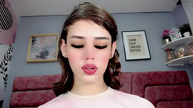 ValeriaAguilar online show from 12-18-24, 03:22