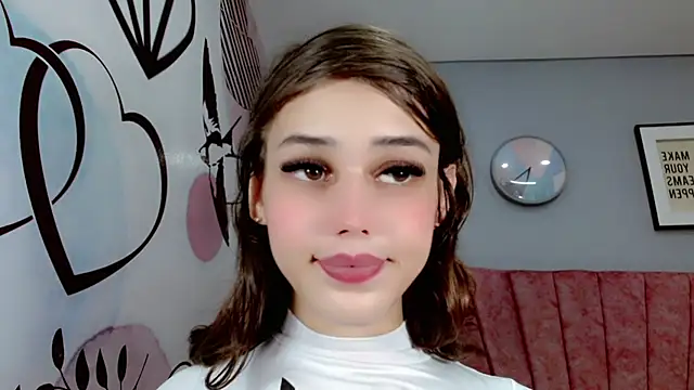 ValeriaAguilar online show from 01-25-25, 10:39