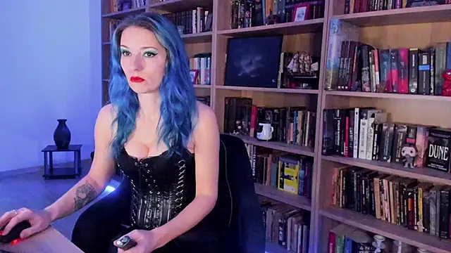 Queen of Hearts1 online show from 02-22-26, 09:24