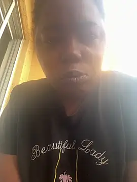 Snapshot of JCCaramelbarbie1 chatting on 05-06-26, 11:37 JCCaramelbarbie1 online show from 05-06-26, 11:37