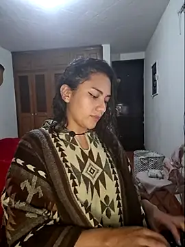 Thaliacooper  online show from 12-29-24, 10:25