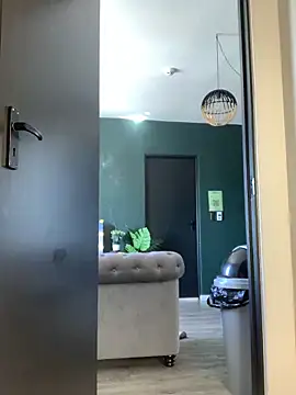 Snapshot of Africanbootie chatting on 03-17-25, 12:35 Africanbootie online show from 03-17-25, 12:35