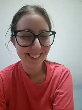 Snapshot of Sarah459 chatting on 06-02-26, 08:33 Sarah459 online show from 06-02-26, 08:33
