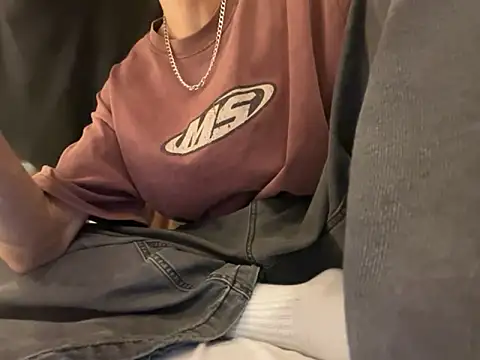 kaikai 0804 online show from 11-02-25, 04:09